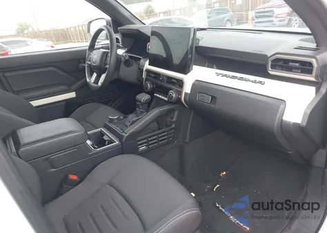 2024 Toyota Tacoma Trd Off Road 4Wd z USA, uszkodzony, nr VIN 3TYLB5JN9RT003413